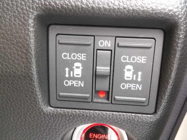 ホンダ Ｎ　ＢＯＸ カスタム ６６０ Ｌ R5年 (東北) 99