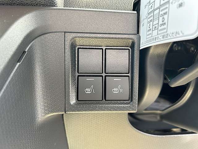 ダイハツ タント ６６０ ファンクロス リミテッド ４ＷＤ R7年 () 99