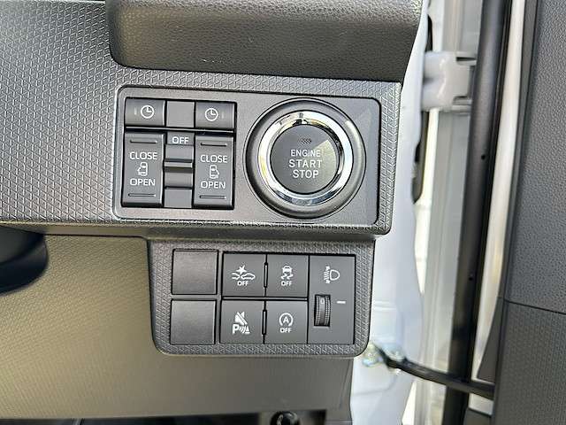 ダイハツ タント ６６０ ファンクロス リミテッド ４ＷＤ R7年 () 99