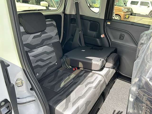 ダイハツ タント ６６０ ファンクロス リミテッド ４ＷＤ R7年 () 99