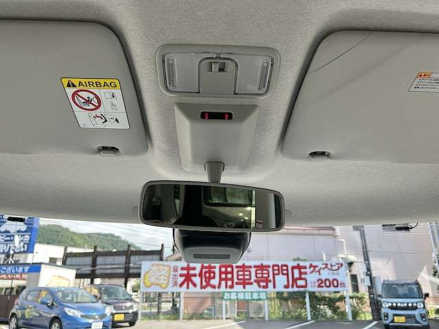 ダイハツ タント ６６０ ファンクロス リミテッド ４ＷＤ R7年 () 99