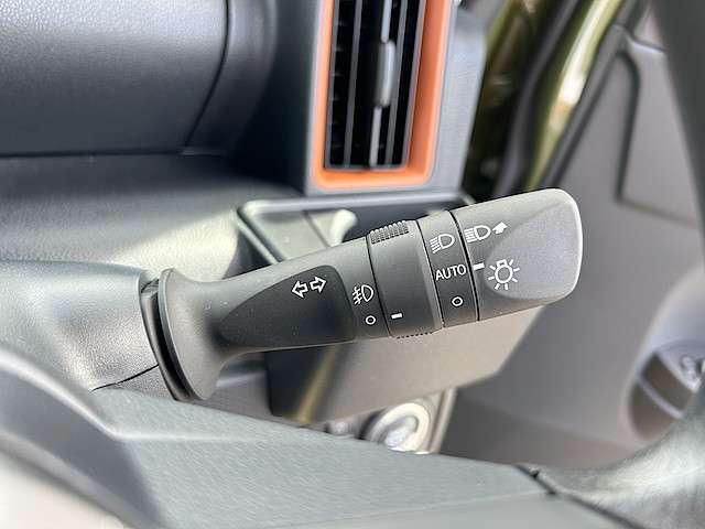 ダイハツ タント ６６０ ファンクロス リミテッド ４ＷＤ R7年 () 99