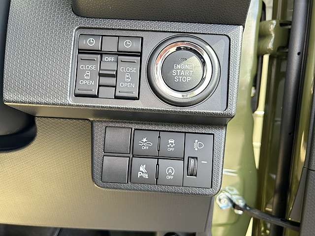 ダイハツ タント ６６０ ファンクロス リミテッド ４ＷＤ R7年 () 99