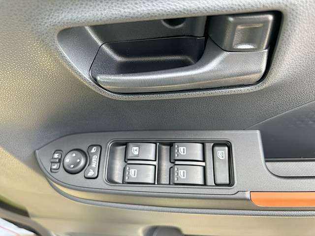 ダイハツ タント ６６０ ファンクロス リミテッド ４ＷＤ R7年 () 99