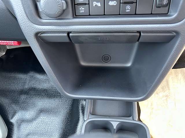 スズキ キャリイトラック ６６０ ＫＣエアコン・パワステ ３方開 ４ＷＤ R7年 () 99