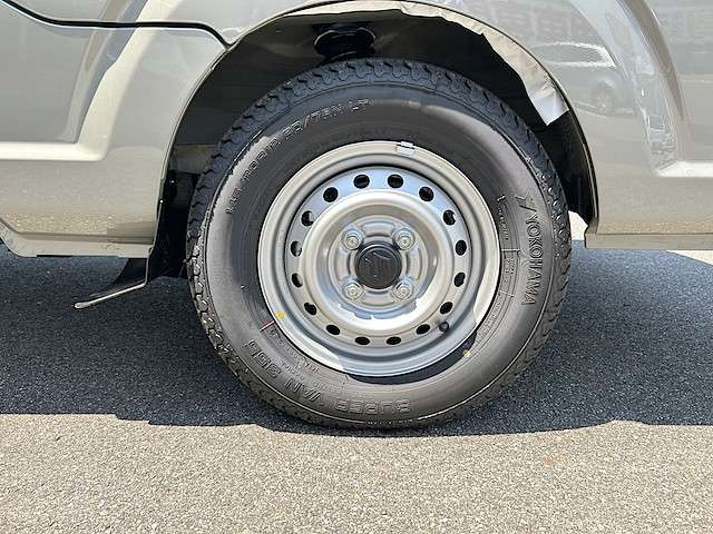 スズキ キャリイトラック ６６０ ＫＣエアコン・パワステ ３方開 ４ＷＤ R7年 () 99