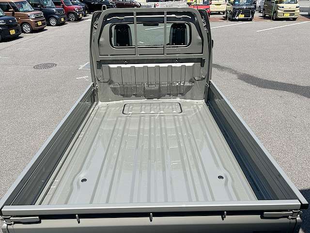 スズキ キャリイトラック ６６０ ＫＣエアコン・パワステ ３方開 ４ＷＤ R7年 () 99