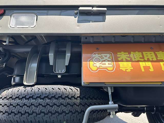 スズキ キャリイトラック ６６０ ＫＣエアコン・パワステ ３方開 ４ＷＤ R7年 () 99