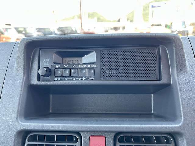 スズキ キャリイトラック ６６０ ＫＣエアコン・パワステ ３方開 ４ＷＤ R7年 () 99