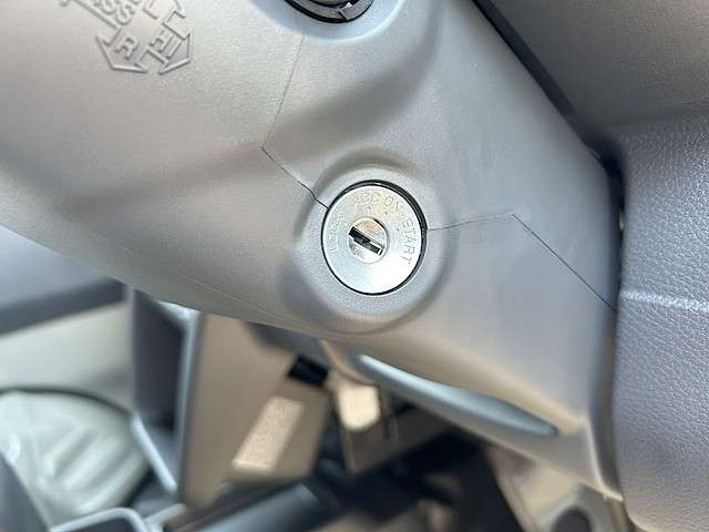 スズキ キャリイトラック ６６０ ＫＣエアコン・パワステ ３方開 ４ＷＤ R7年 () 99