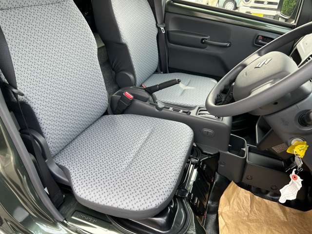 スズキ キャリイトラック ６６０ スーパーキャリイ Ｌ ３方開 ４ＷＤ R7年 () 99