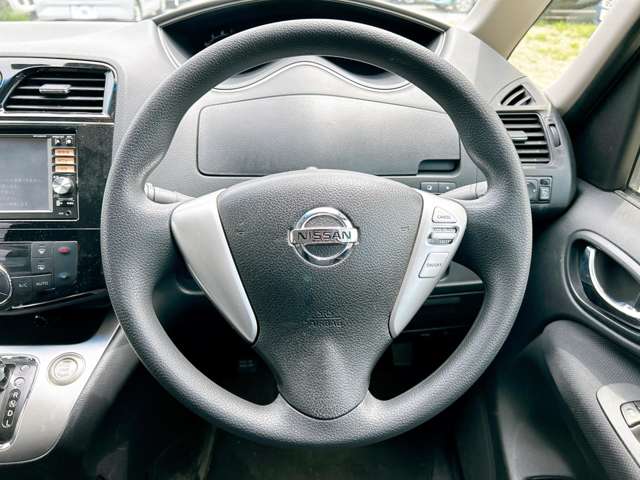 日産 セレナ ２．０ ２０Ｘ Ｓ－ＨＹＢＲＩＤ H26年 (九州・沖縄) 99