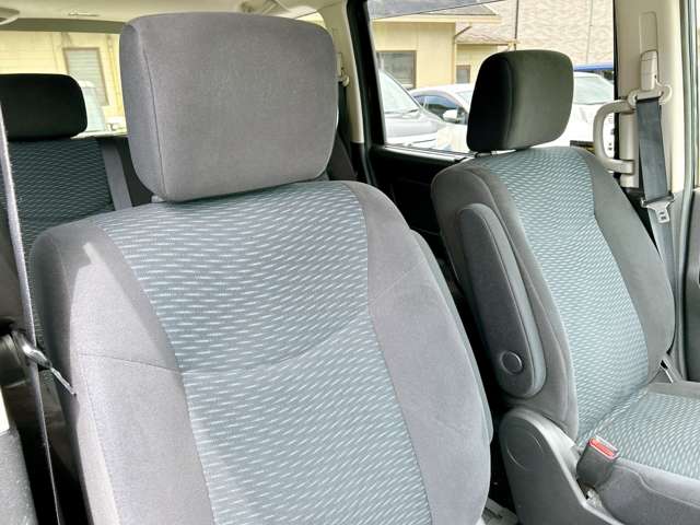 日産 セレナ ２．０ ２０Ｘ Ｓ－ＨＹＢＲＩＤ H26年 (九州・沖縄) 99