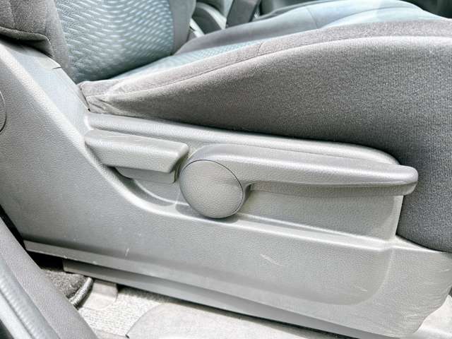 日産 セレナ ２．０ ２０Ｘ Ｓ－ＨＹＢＲＩＤ H26年 (九州・沖縄) 99