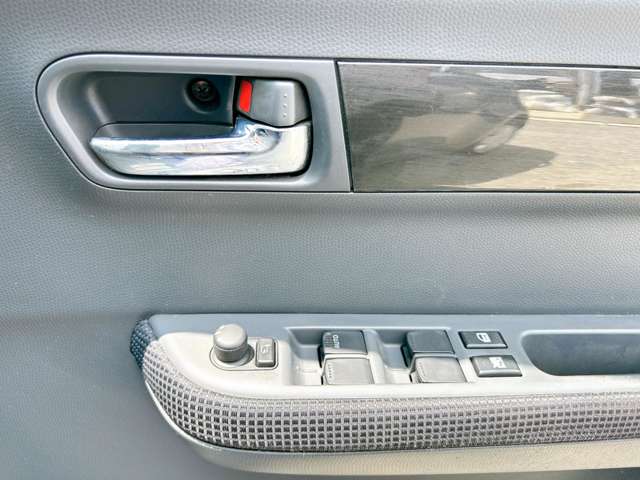 スズキ スイフト １．３ ＸＧ H18年 (九州・沖縄) 99