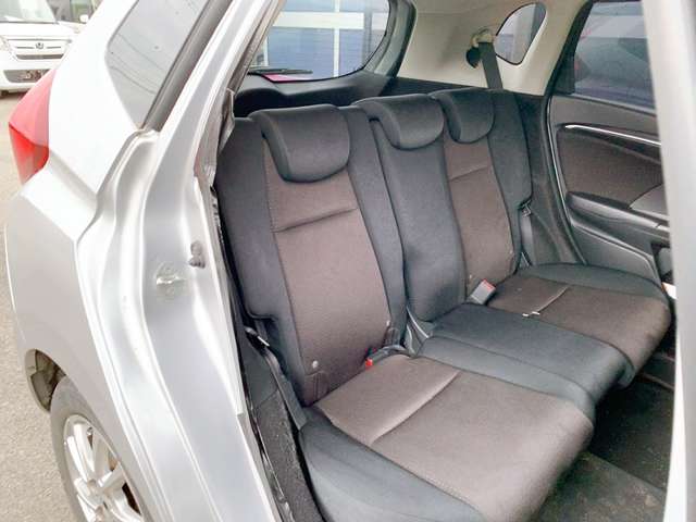 ホンダ フィット　ハイブリッド １．５ ハイブリッド Ｆパッケージ H27年 (九州・沖縄) 99