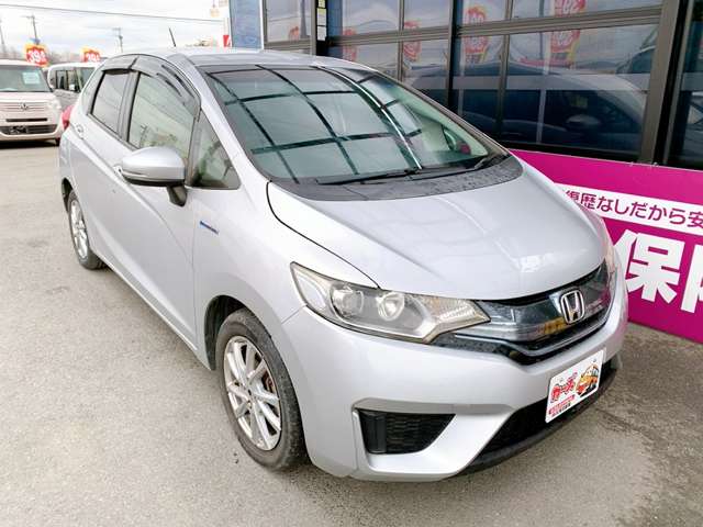 ホンダ フィット　ハイブリッド １．５ ハイブリッド Ｆパッケージ H27年 (九州・沖縄) 99
