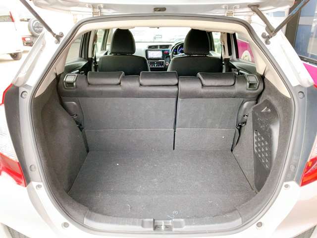 ホンダ フィット　ハイブリッド １．５ ハイブリッド Ｆパッケージ H27年 (九州・沖縄) 99