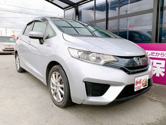 ホンダ フィット　ハイブリッド １．５ ハイブリッド Ｆパッケージ H27年 (九州・沖縄) 99
