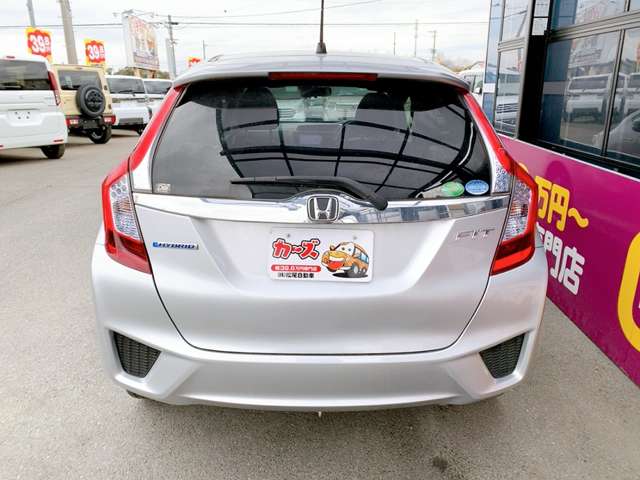 ホンダ フィット　ハイブリッド １．５ ハイブリッド Ｆパッケージ H27年 (九州・沖縄) 99