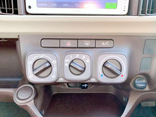 トヨタ パッソ １．０ プラスハナ Ｃパッケージ H26年 (九州・沖縄) 99