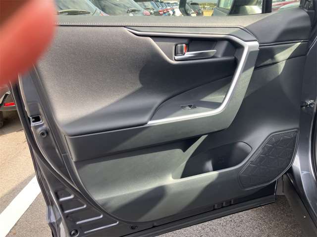 トヨタ ＲＡＶ４ ２．０ Ｇ Ｚパッケージ ４ＷＤ R6年 (東海) 99