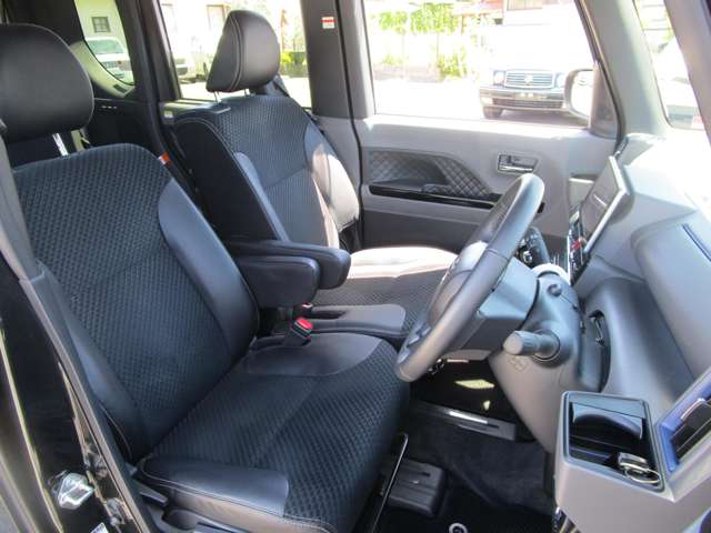 ダイハツ タント ６６０ カスタム ＲＳ セレクション R2年 (中国) 99