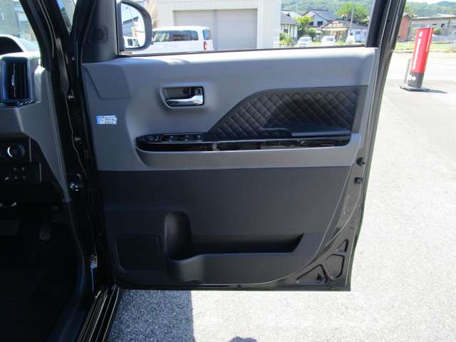 ダイハツ タント ６６０ カスタム ＲＳ セレクション R2年 (中国) 99