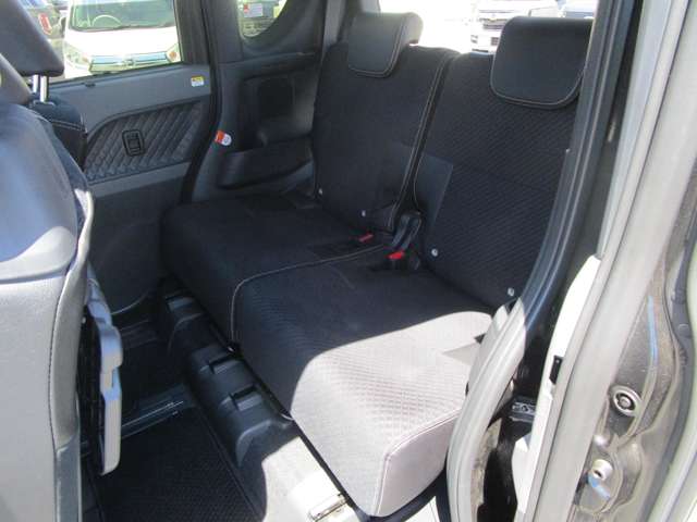 ダイハツ タント ６６０ カスタム ＲＳ セレクション R2年 (中国) 99