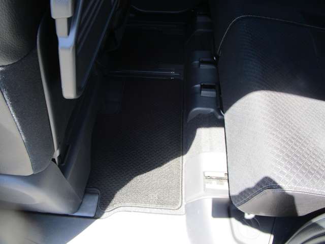 ダイハツ タント ６６０ カスタム ＲＳ セレクション R2年 (中国) 99