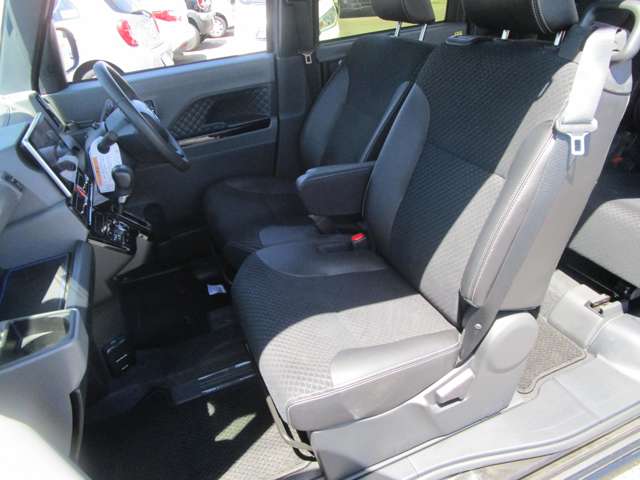 ダイハツ タント ６６０ カスタム ＲＳ セレクション R2年 (中国) 99