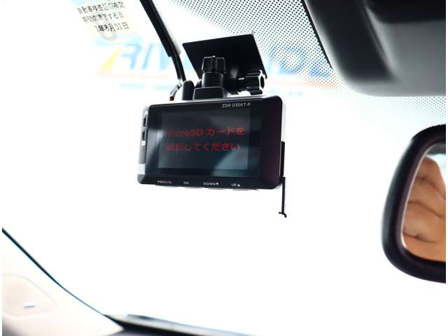 三菱 アウトランダーＰＨＥＶ ＰＨＥＶ ２．４ Ｐ ４ＷＤ R4年 (関東) 99