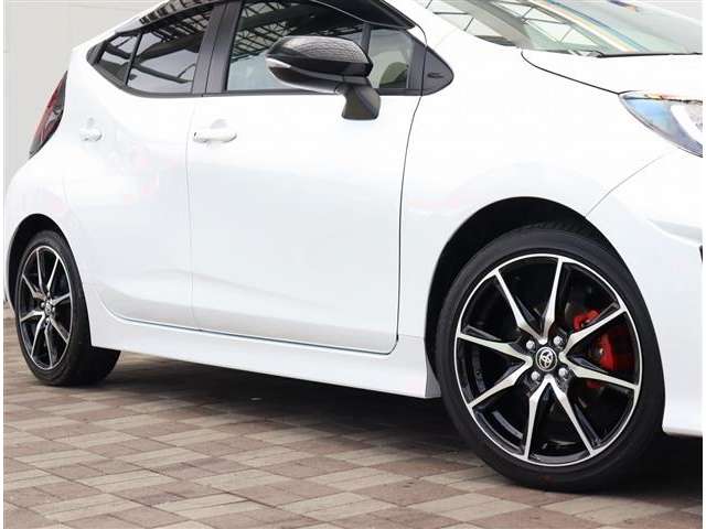 トヨタ アクア １．５ ＧＲスポーツ R5年 (関東) 99