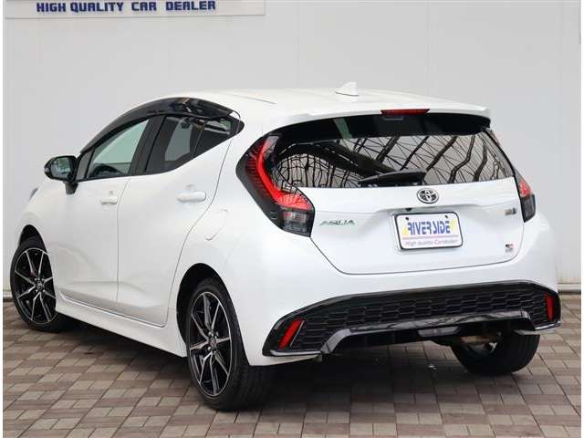 トヨタ アクア １．５ ＧＲスポーツ R5年 (関東) 99