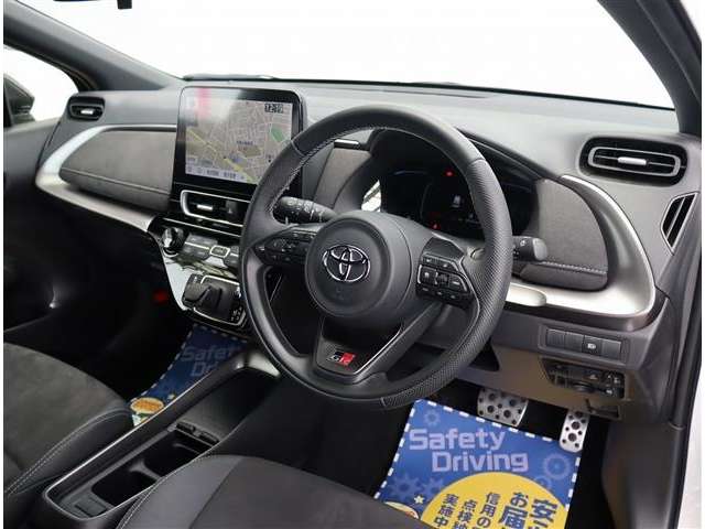 トヨタ アクア １．５ ＧＲスポーツ R5年 (関東) 99