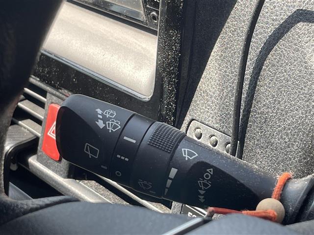 トヨタ ノア １．８ ハイブリッド Ｘ H30年 (東海) 99