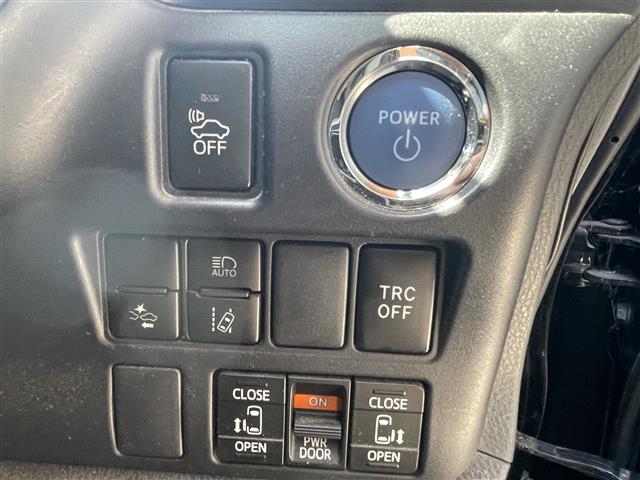 トヨタ ノア １．８ ハイブリッド Ｘ H30年 (東海) 99