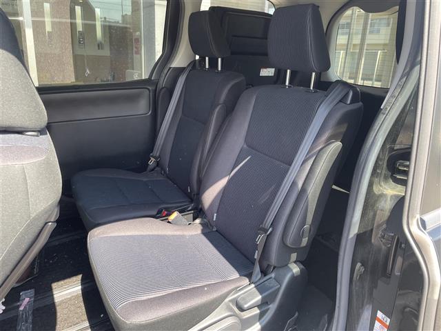 トヨタ ノア １．８ ハイブリッド Ｘ H30年 (東海) 99