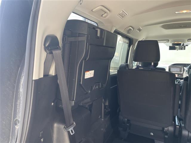 トヨタ ノア １．８ ハイブリッド Ｘ H30年 (東海) 99