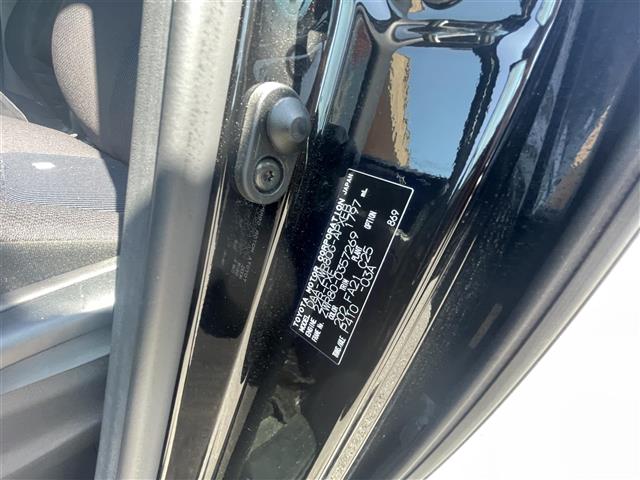 トヨタ ノア １．８ ハイブリッド Ｘ H30年 (東海) 99