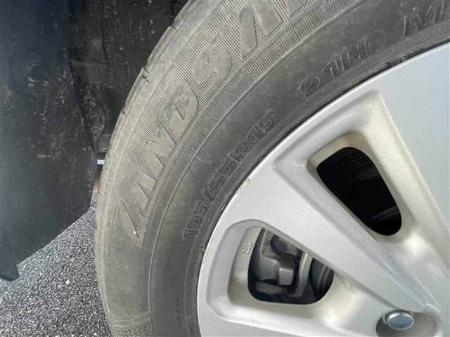 トヨタ ノア １．８ ハイブリッド Ｘ H30年 (東海) 99