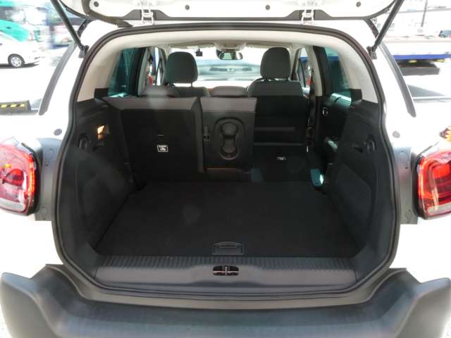 シトロエン Ｃ３　エアクロス　ＳＵＶ シャイン R4年 (関東) 99