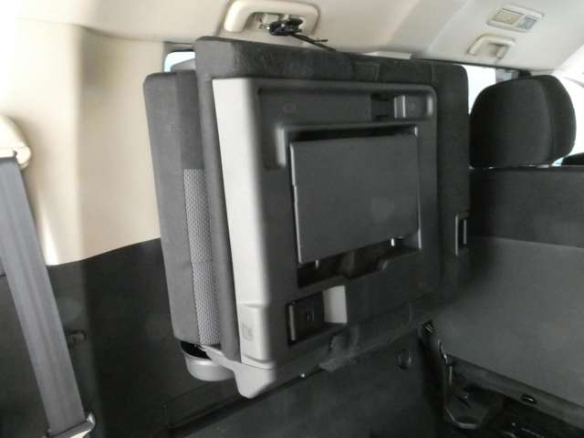 三菱 デリカ　Ｄ：５ ２．４ ローデスト Ｇ パワーパッケージ ４ＷＤ H27年 (関東) 99