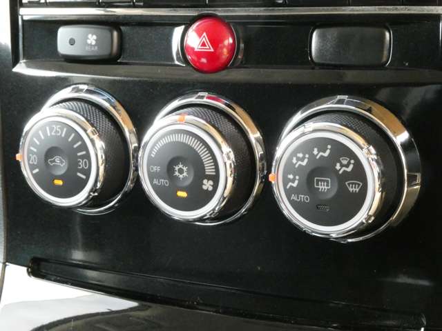 三菱 デリカ　Ｄ：５ ２．４ ローデスト Ｇ パワーパッケージ ４ＷＤ H27年 (関東) 99