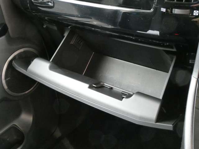 三菱 デリカ　Ｄ：５ ２．４ ローデスト Ｇ パワーパッケージ ４ＷＤ H27年 (関東) 99