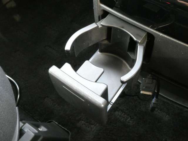 三菱 デリカ　Ｄ：５ ２．４ ローデスト Ｇ パワーパッケージ ４ＷＤ H27年 (関東) 99