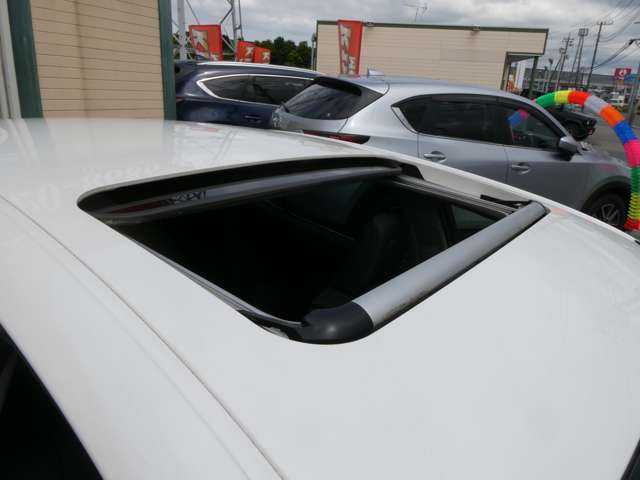 トヨタ クラウン　ハイブリッド ハイブリッド ２．５ Ｓ H27年 (関東) 99