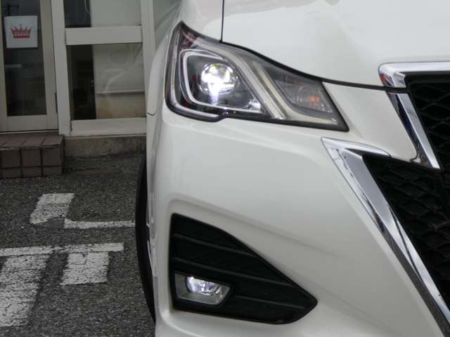 トヨタ クラウン　ハイブリッド ハイブリッド ２．５ Ｓ H27年 (関東) 99