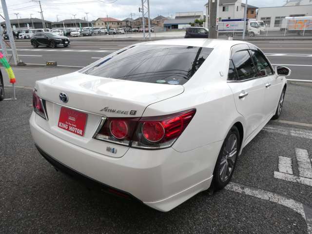 トヨタ クラウン　ハイブリッド ハイブリッド ２．５ Ｓ H27年 (関東) 99