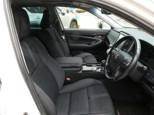 トヨタ クラウン　ハイブリッド ハイブリッド ２．５ Ｓ H27年 (関東) 99